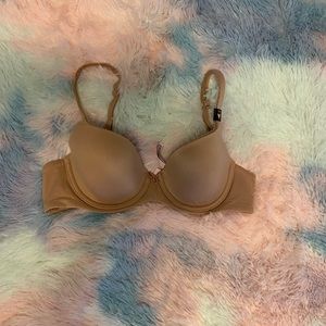 Victoria Secret Bra NWT 34B